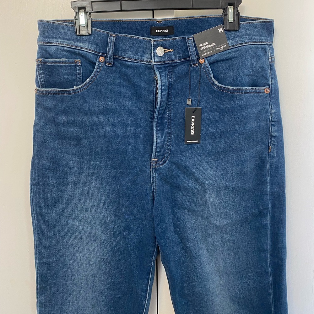NWT Express Super High Waist Straight Jeans